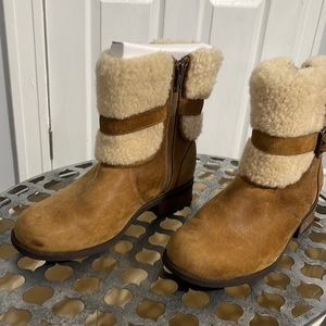 Women’s UGGS